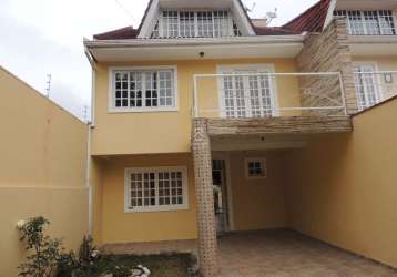 Casa com 3 quartos à venda na rua nelson basso, 140, bom jesus, são josé dos pinhais por r$ 750.000