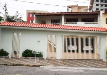 Sobrado com 400 m² localizado no bairro valparaíso em santo andré - sp.