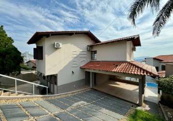Casa com 3 quartos à venda na rua alberto beck, 209, itaguaçu, florianópolis por r$ 1.490.000