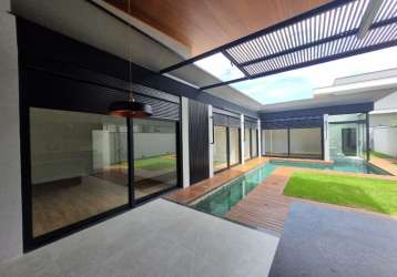 Casa  de condominio à venda 330m² - jardim  do golfe