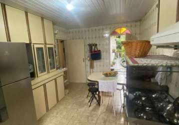 Casa para venda em florianópolis, estreito, 2 dormitórios, 1 banheiro, 5 vagas