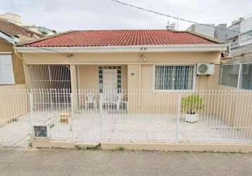 Casa para venda em florianópolis, balneário, 3 dormitórios, 1 suíte