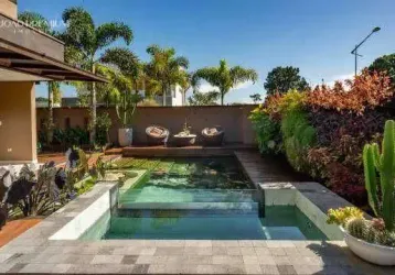 Casa de luxo pronta para morar , 5 suítes, piscina, paisagismo maravilhoso no jardim do golfe 3