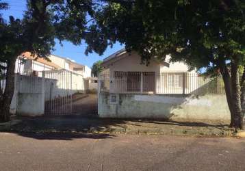 Casa com 2 quartos à venda na avenida bandeirantes, 1367, centro, araraquara, 178 m2 por r$ 450.000