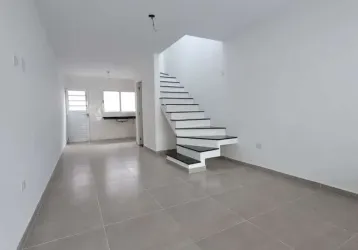 Sobrado novo no melhor da vila santa catarina!