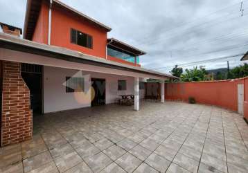 Sobrado com 3 quartos, 176 m², à venda por r$ 600.000,00 - getuba - caraguatatuba/sp