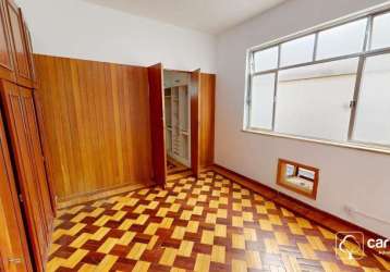 Casa para aluguel tijuca com 90 m² , 2 quartos 3 vagas.