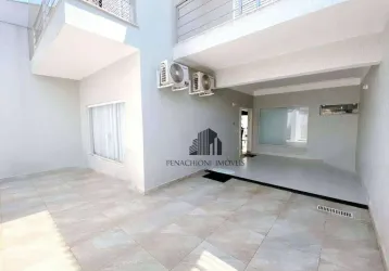 Maravilhoso sobrado com piscina no bairro jaguari, com 4 quartos à venda