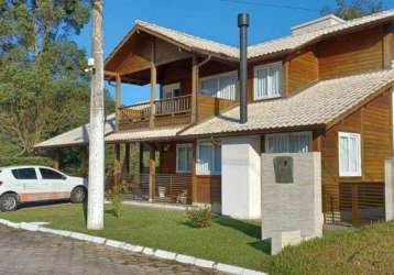 Casa - à venda com 3 dormitórios, sendo 2 suítes, piscina, churrasqueira - venda - vargem grande -florianópolis