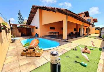 Belíssima casa duplex com piscina capim macio c/ 377 m², próximo ao praia shopping