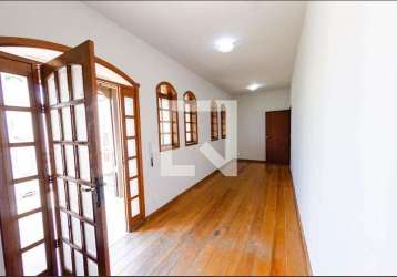 Casa para venda - joão pinheiro, 3 quartos, 200 m² - belo horizonte
