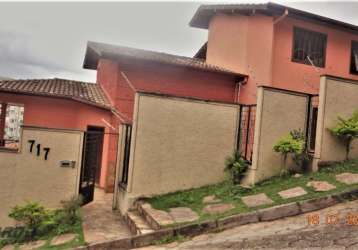 Casa à venda com 3 quartos no bairro santo antônio - itabira-mg