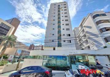 Apartamento com 2 quartos para alugar na rua altamiro guimarães, 245, centro, florianópolis, 110 m2 por r$ 5.500