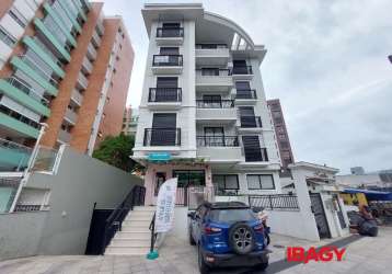 Apartamento com 1 quarto para alugar na rua lauro linhares, 191, trindade, florianópolis, 43 m2 por r$ 3.300