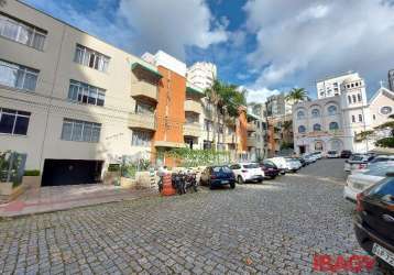 Apartamento com 3 quartos para alugar na largo são sebastião, 61, centro, florianópolis, 178 m2 por r$ 7.000