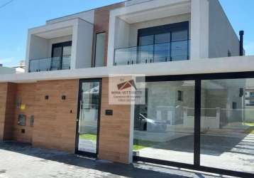 Casa à venda no bairro Ingleses do Rio Vermelho - Florianópolis/SC