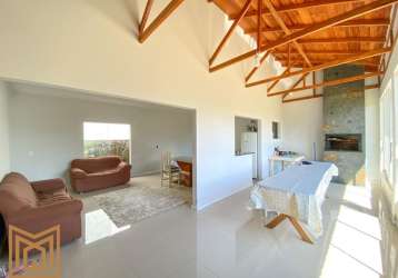 Casa nova com terreno inteiro, 02 quartos, balneário praia das palmeiras.