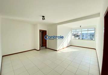 Apartamento com 3 quartos à venda na rua vereador nagib jabor, 322, capoeiras, florianópolis por r$ 390.000