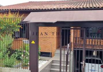 Casa com 4 quartos à venda na avenida santa francisca xavier cabrini, planalto, caxias do sul por r$ 586.000