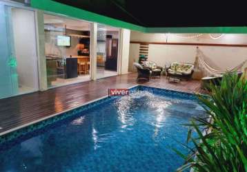 Casa à venda em condomínio 3 dormitórios piscina em atibaia