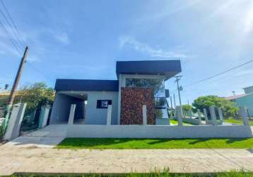 Casa com 3 quartos à venda na avenida adalberto, 234, guarani, capão da canoa por r$ 890.000