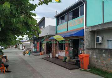 Prédio formado por duas lojas e um apartamento na principal rua comercial do bairro - tapera - flor