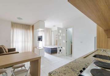Apartamento 1 dormitório para alugar, 34 m² por r$ 2.100/mês + taxas- mobiliado, sacada, centro - curitiba/pr