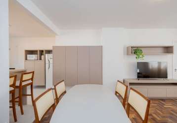 Apartamento reformado com 3 dormitórios à venda, 105 m² por r$ 554.000 - bacacheri - curitiba/pr