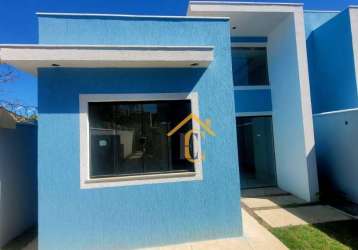 Casa com 2 dormitórios à venda, 71 m² por r$ 245.000 - extensão serramar - rio das ostras/rj