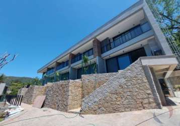 Casa com 3 quartos à venda em canto da lagoa, florianópolis , 195 m2 por r$ 2.990.000