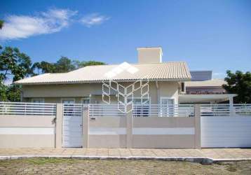 Casa com 3 quartos à venda na rua professor américo vespúcio prates, 286, carianos, florianópolis por r$ 1.300.000