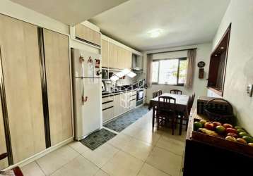 Casa em condomínio fechado com 5 quartos à venda na rua coronel américo, 468, barreiros, são josé por r$ 1.800.000
