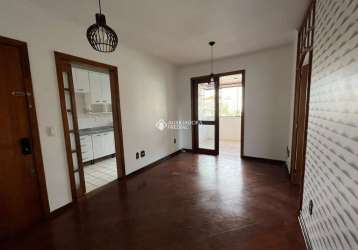 Apartamento com 2 quartos para alugar na rua miguel di giorgio, 150, são sebastião, porto alegre, 61 m2 por r$ 1.600