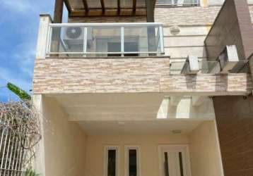 Casa com 3 quartos à venda na rua danton krás borges, guarujá, porto alegre, 165 m2 por r$ 645.000