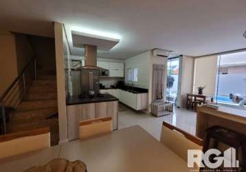 Casa em condomínio fechado com 3 quartos à venda na rua corticeira, hípica, porto alegre, 177 m2 por r$ 890.000