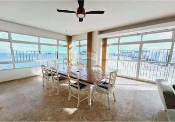 Apartamento de alto padrão 397m2, com localização privilegiada na praia das pitangueiras. vista panorâmica !