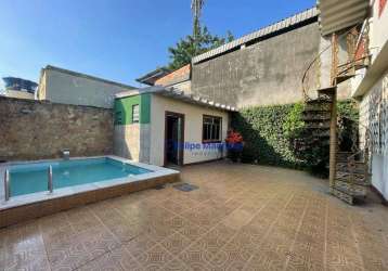 Casa de 192 m² com piscina, quintal, terraço e varanda - honório gurgel
