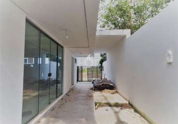 Casa com 1 quarto à venda na servidão guanimbé, 100, rio tavares, florianópolis, 120 m2 por r$ 975.000