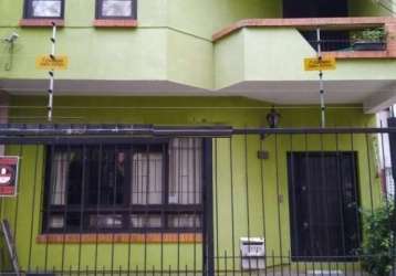 Casa com 5 quartos à venda na rua doutor timóteo, 72, moinhos de vento, porto alegre por r$ 2.650.000