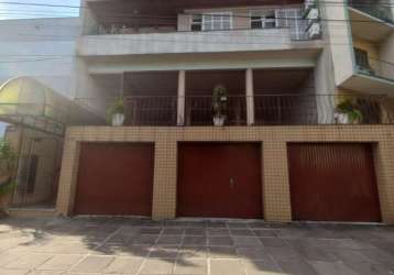 Apartamento com 3 quartos para alugar na avenida plínio brasil milano, 242, auxiliadora, porto alegre por r$ 3.400