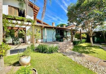 Casa com 4 quartos à venda na rua liberato carioni, 189, lagoa da conceição, florianópolis, 330 m2 por r$ 3.950.000