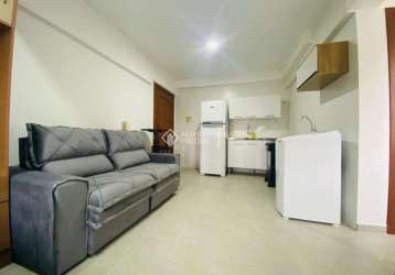 Apartamento com 1 quarto para alugar na rua júlio aichinger, 91, pátria nova, novo hamburgo, 38 m2 por r$ 1.300
