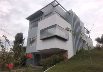 Belíssima casa duplex com 5 quartos, 291 m² - venda ou aluguel - viverde i - rio das ostras/rj