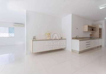 Casa com 4 dormitórios à venda, 490 m² por r$ 3.300.000,00 - praia dos amores - balneário camboriú/sc