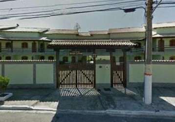 Casa em condomínio fechado com 4 quartos à venda na avenida barracudas, peró, cabo frio, 130 m2 por r$ 500.000