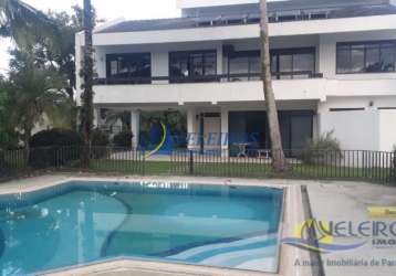 Casa com 4 quartos à venda na avenida chico mendes, 26, vila do caic, paranaguá por r$ 2.000.000