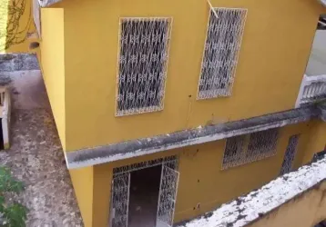 Casa comercial na barra 450m2