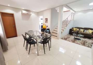 Casa em condomínio fechado com 3 quartos à venda na alzira santana, 3200, ikaray, várzea grande por r$ 550.000