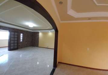 Apartamento com 3 quartos para alugar em bacaxá, saquarema , 280 m2 por r$ 2.500