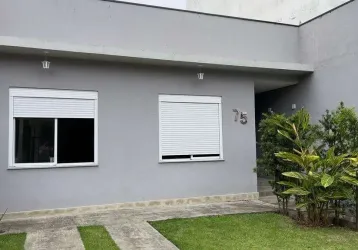 Casa de 2 dormitórios e 3 banheiros, com garagem e no bairro guarujá próximo a ipanema e zaffari<br>casa com 2 suítes, ar-condicionado nos dormitórios, banheiro do casal com água quente (junker)